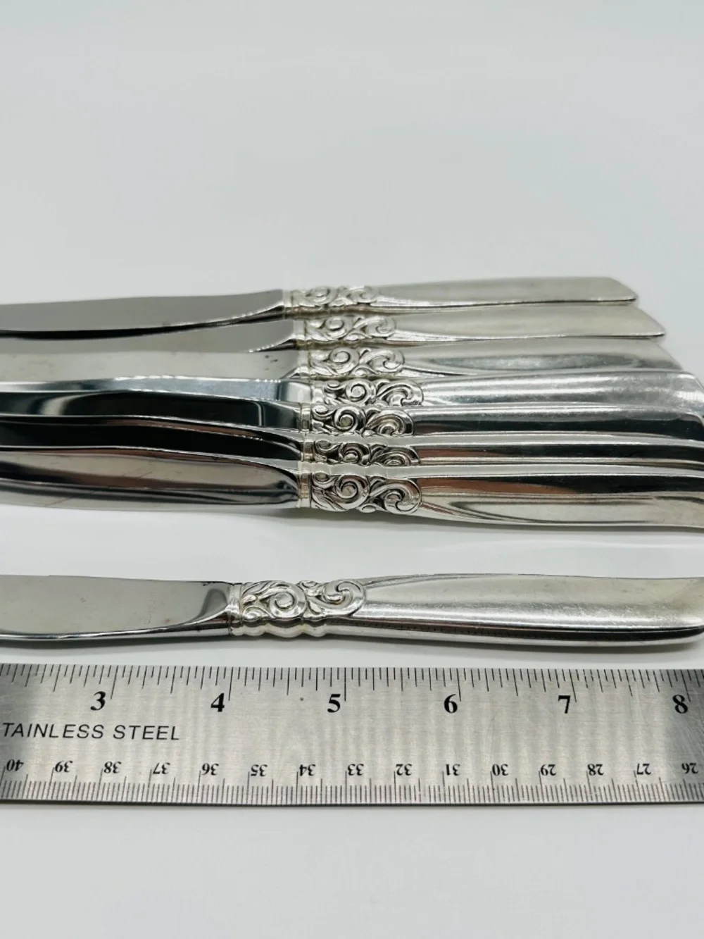 Vintage Oneida Community South Seas Dinner Knife Silver-Plate Flatware Set of 8